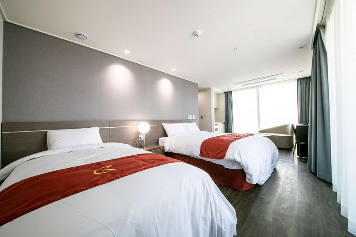 Golden Tulip Essential Namgang Ξενοδοχείο Jinju Εξωτερικό φωτογραφία