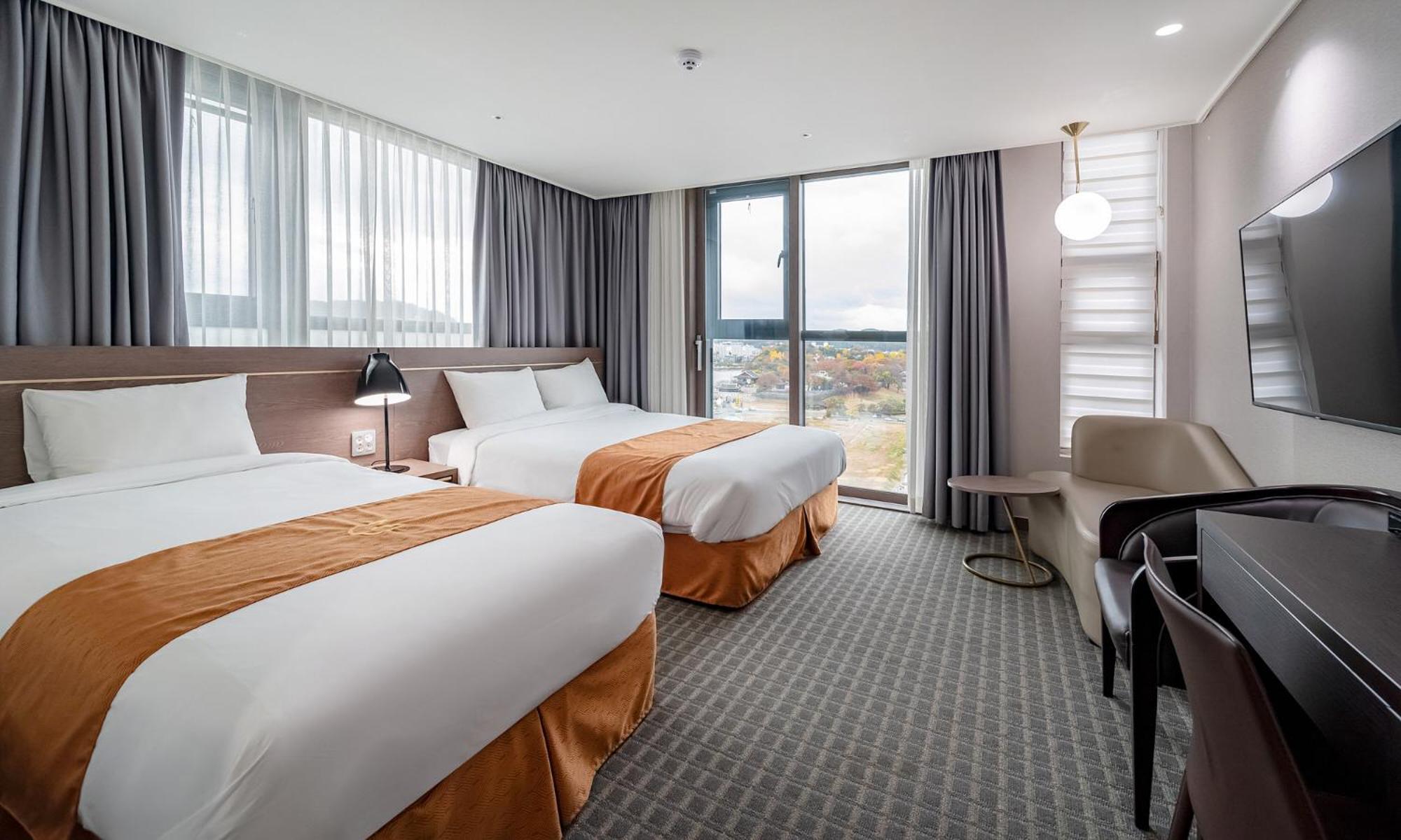 Golden Tulip Essential Namgang Ξενοδοχείο Jinju Εξωτερικό φωτογραφία