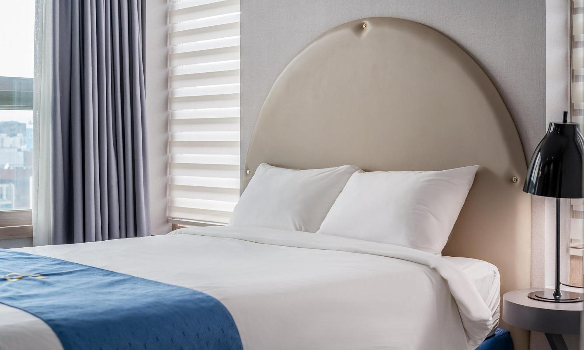 Golden Tulip Essential Namgang Ξενοδοχείο Jinju Εξωτερικό φωτογραφία