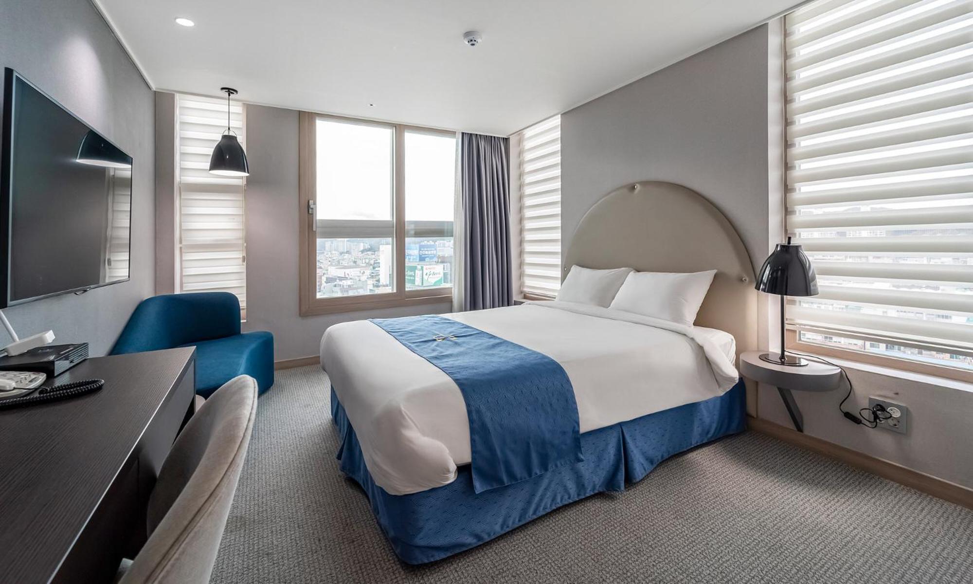 Golden Tulip Essential Namgang Ξενοδοχείο Jinju Εξωτερικό φωτογραφία