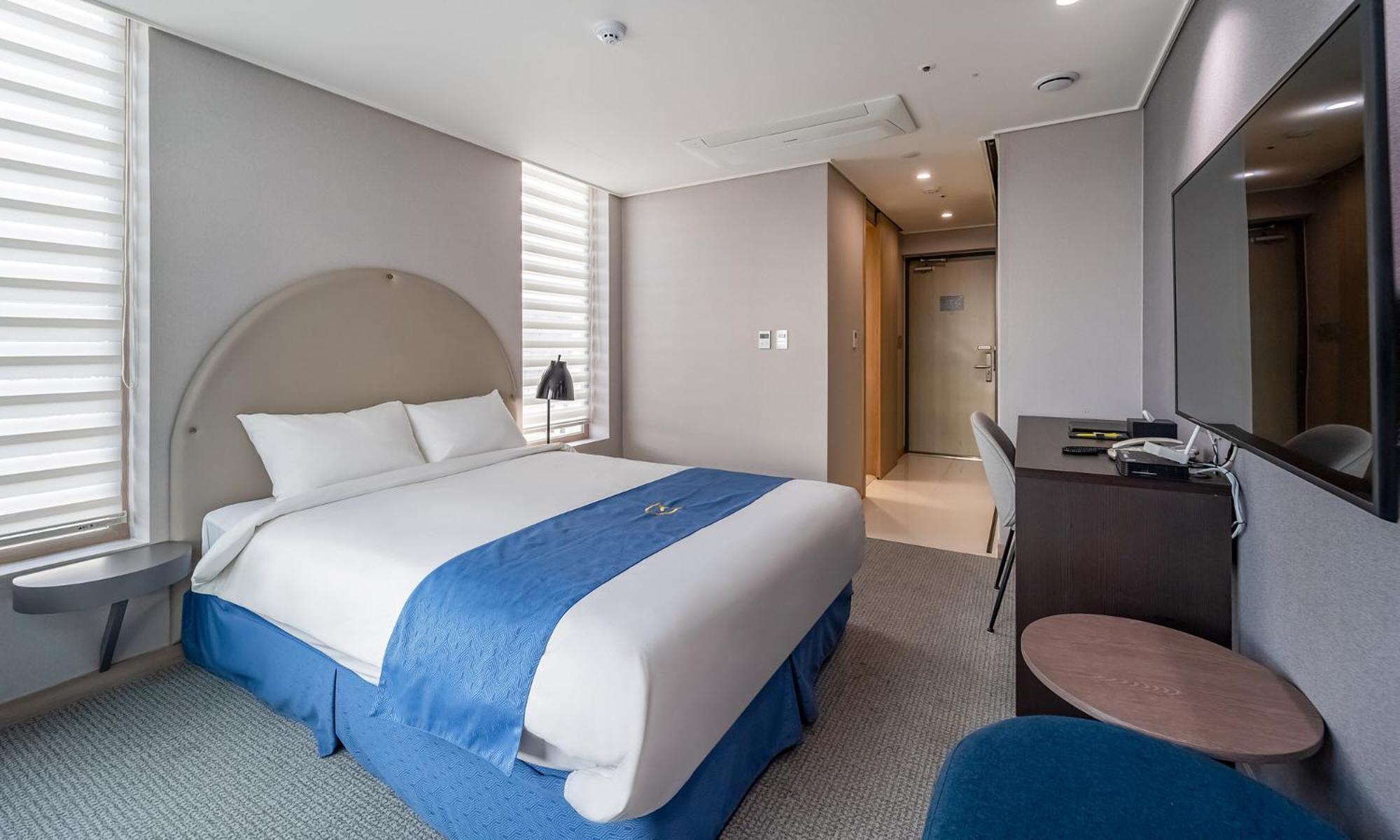 Golden Tulip Essential Namgang Ξενοδοχείο Jinju Εξωτερικό φωτογραφία