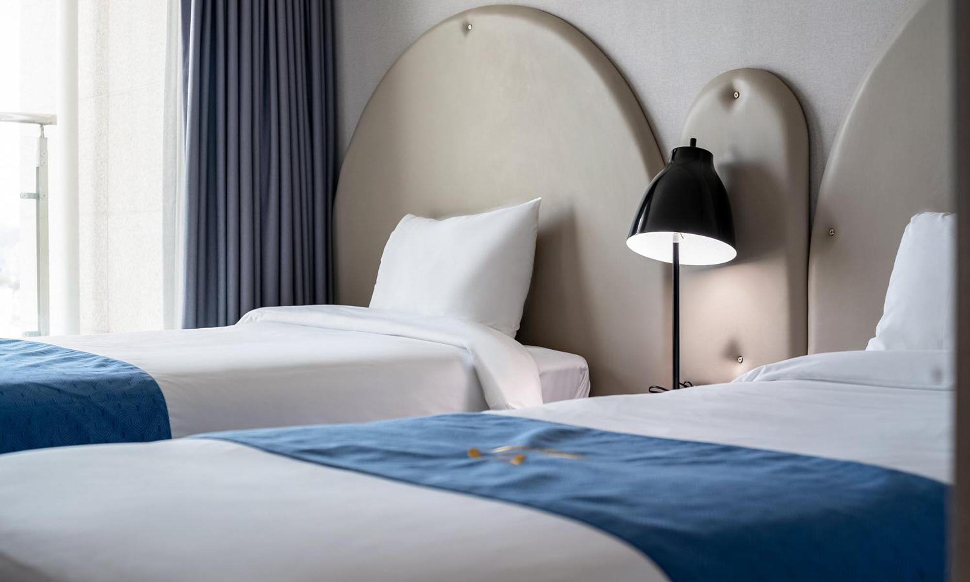 Golden Tulip Essential Namgang Ξενοδοχείο Jinju Εξωτερικό φωτογραφία