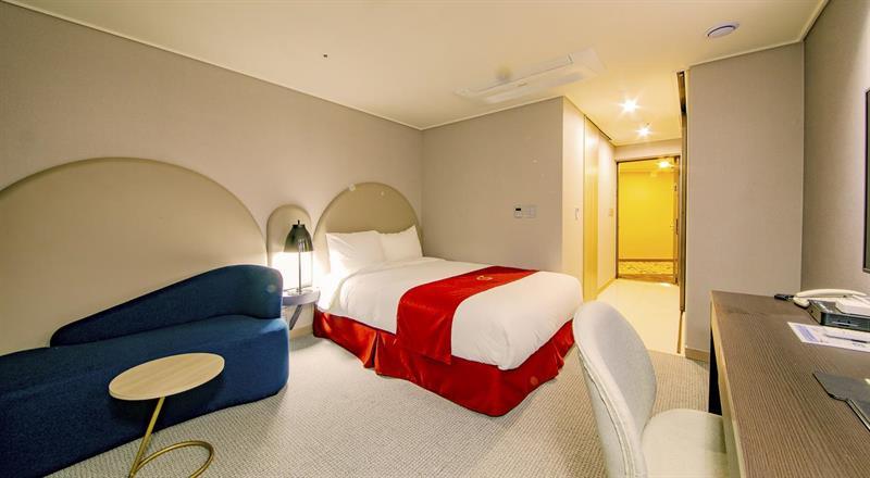 Golden Tulip Essential Namgang Ξενοδοχείο Jinju Εξωτερικό φωτογραφία